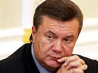 Завтра Янукович ждет в гости президента Латвии. Нужно кое-что подписать